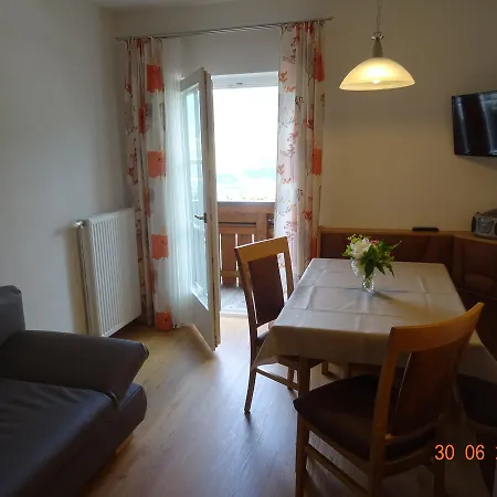 Gaestehaus Maria Apartment *